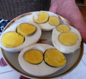 Яйца с двойными желтками